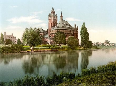 Stratford-Upon-Avon Theatre Company.
