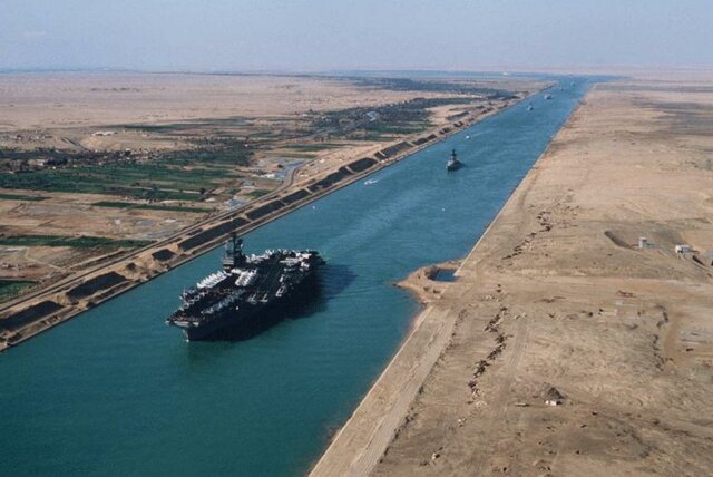 Inauguración del Canal de Suez
