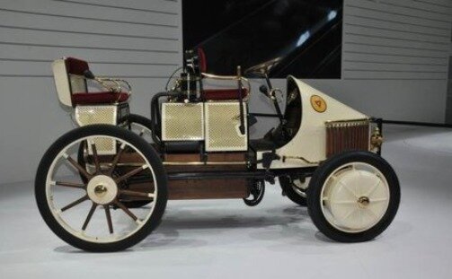 Automóvil con trasmisión de cadenas