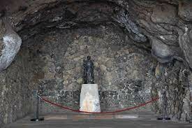 UNOS PASTORES GUANCHES ENCUENTRAN A LA VIRGEN DE CANDELARIA