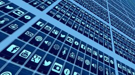 Timeline: Línea de Tiempo: Evolución del Internet