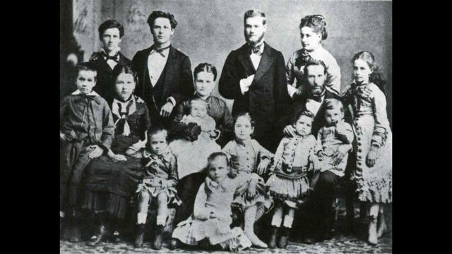 FAMILIA DE LA REVOLUCIÓN INDUSTRIAL