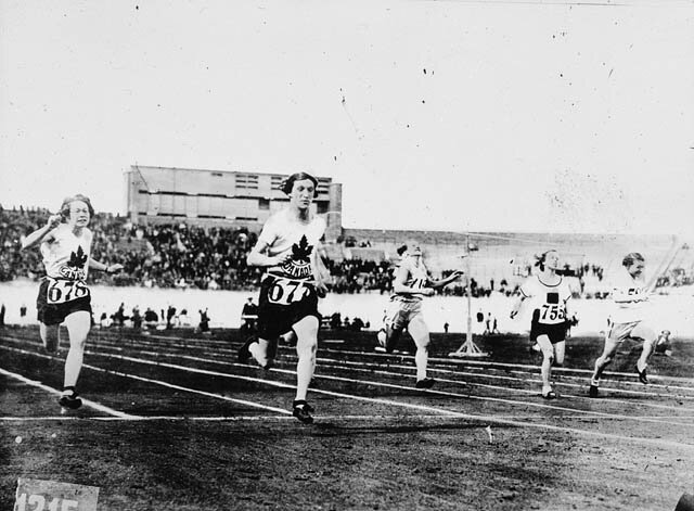 Bobbie Rosenfeld winning Bronze at 1928 Olympics