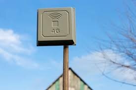 ΠΡΩΤΗ ΔΙΚΤΥΟ ΚΙΝΗΤΗΣ ΤΗΛΕΦΩΝΙΑΣ