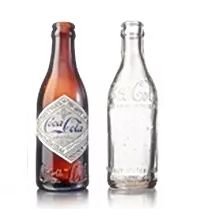 Coca-Cola стала выпускаться в новых бутылках с обновленным логотипом, чтобы отличаться от напитков конкурентов