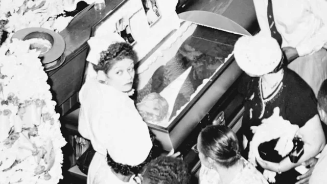 Emmet till