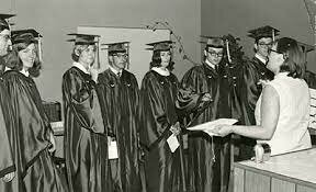 Grado de los primeros psicólogos en Colombia.