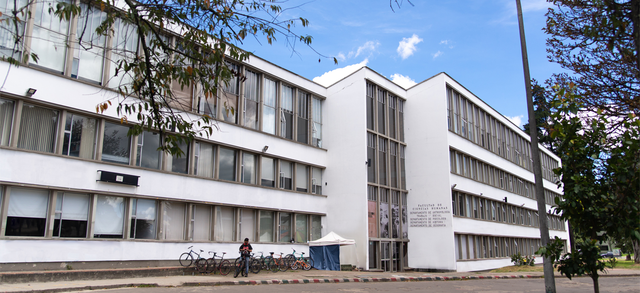 De facultad de psicología a departamento de la facultad de ciencias humanas