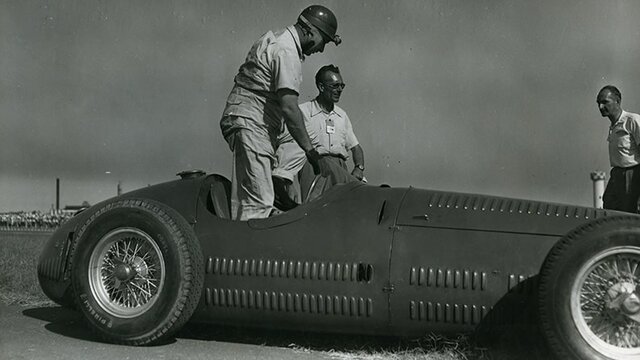 Giovanni Baptista Pirelli funda Pirelli