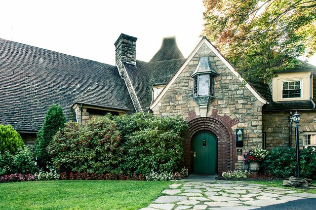 French Country/Manor