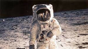 Neil Armstrong al espacio