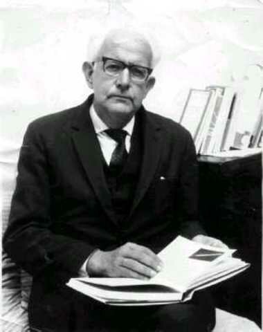 Hernán Vergara Delgado Hernán Vergara dirige el Instituto de Psicología