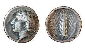 Nacimiento de la moneda.