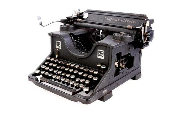 INVENCION DE LA MAQUINA DE ESCRIBIR