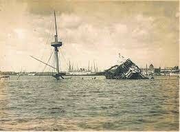 Hundimiento del acorazado norteamericano Maine