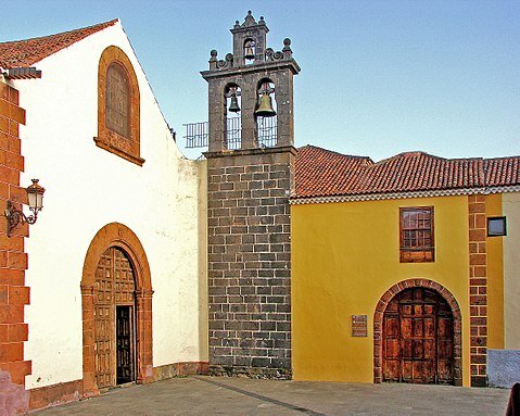 Fundación de la iglesia parroquial de Santo Domingo de Guzmán