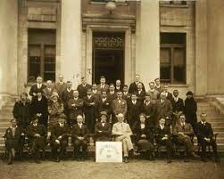 Primer titulo de Lic. en seguridad e higuiene en el trabajo.
