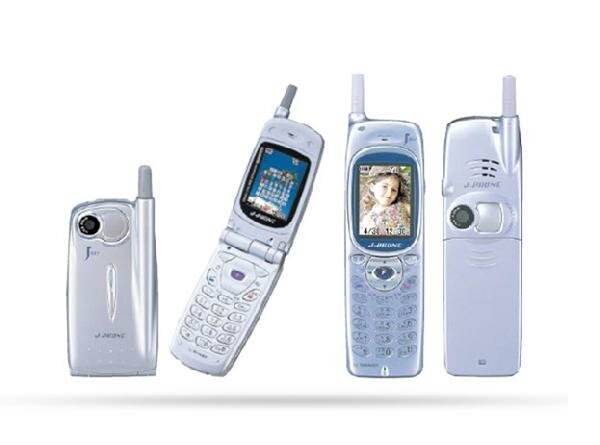 2000. Sharp J. sh04 – Segunda generación