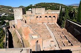 Comença la construcció de l’Alhambra de Granada