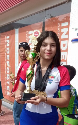 HALCONES PLATEÑOS (CULTURAL)