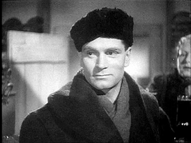 Laurence Olivier in Demi-Paradise