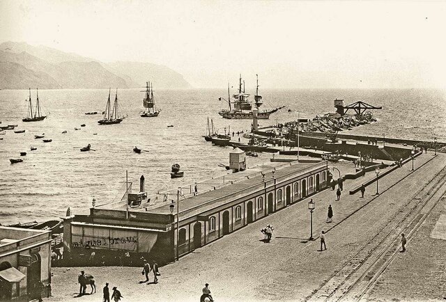 Se construye el primer muelle