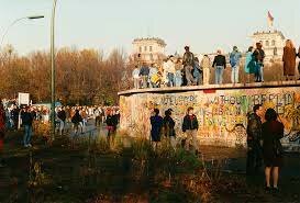 Fall of berlin wall