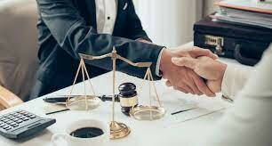 ZUZENBIDEKO LIZENTZIATURA