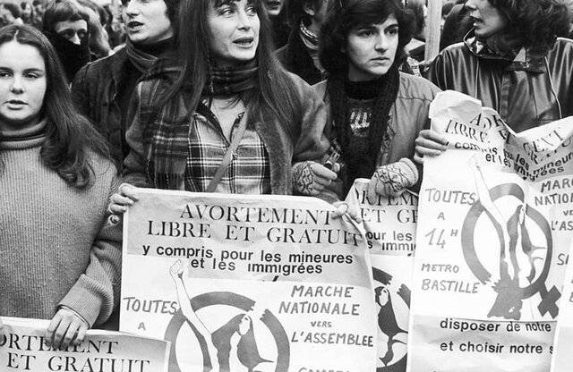 Francia legaliza el aborto