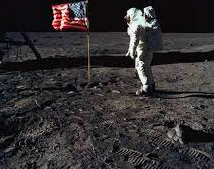 𝔸𝕝𝕦𝕟𝕚𝕫𝕒𝕛𝕖 𝕕𝕖𝕝 𝔸𝕡𝕠𝕝𝕠 𝟙𝟙