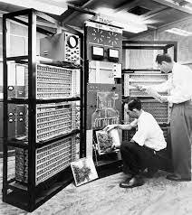 Aparicion de la computadora transistoriada