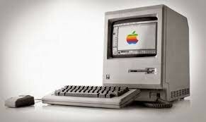 1977 Aparecen las primeras microcomputadoras por Apple Computer
