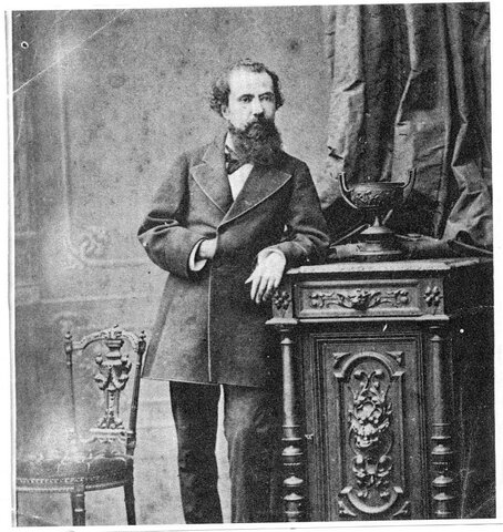 Promulgación de la Ley Avellenda