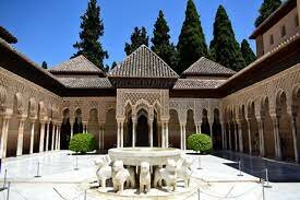 Comença la construcció de l’Alhambra de Granada
