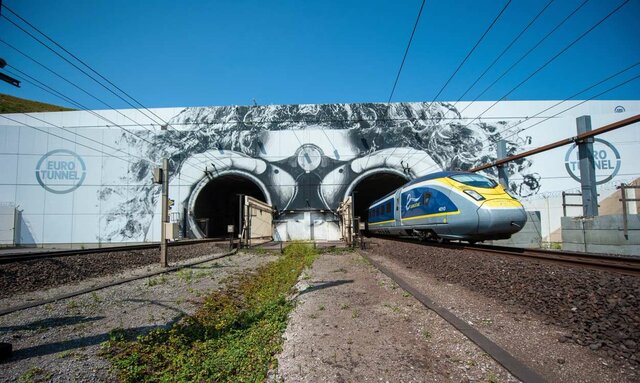 Products / service innovation - Opening Channel tunnel