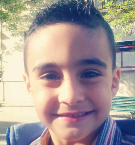 Posant amb nou pentinat