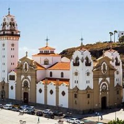 Timeline: Santa Cruz (social)