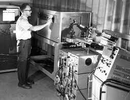 Elias Snitzer y "El American Optical"