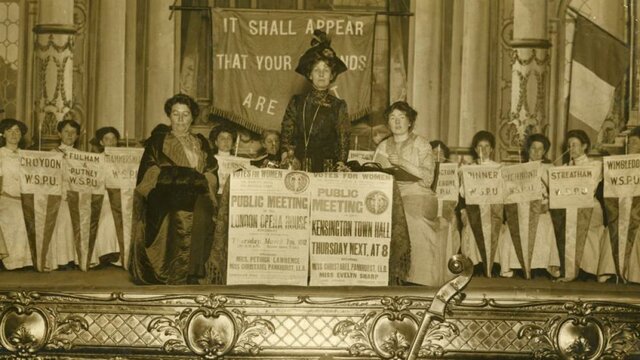 La Asociación Internacional de Mujeres es creada en Londres.