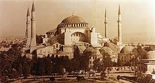 Fundación de la Universidad de Constantinopla