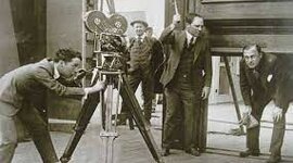 Timeline: HISTORIA DEL CINE Y LA FOTOGRAFIA - JUAN MANUEL NAVARRO