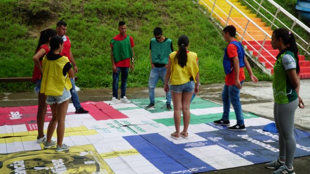 ACOMPAÑAMIENTO A LOS COLEGIOS DEL MUNICIPIO CON PROFESIONAL DE LA GOBERNACION EN IDENTIDAD Y DIVERSIDAD