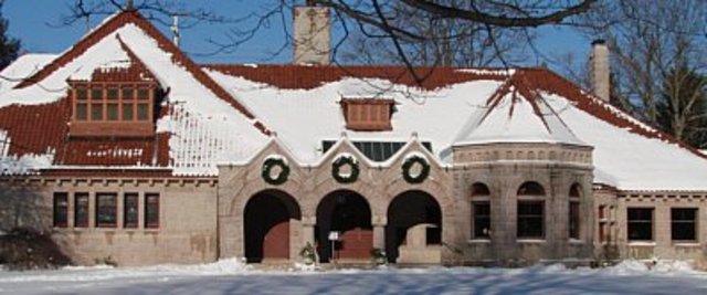Pequot Library