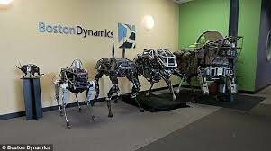 aparece Boston Dynamics