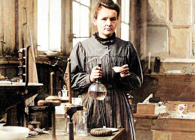 Madame Curie, Premios Nobel Física 1903 y Química en 1911.