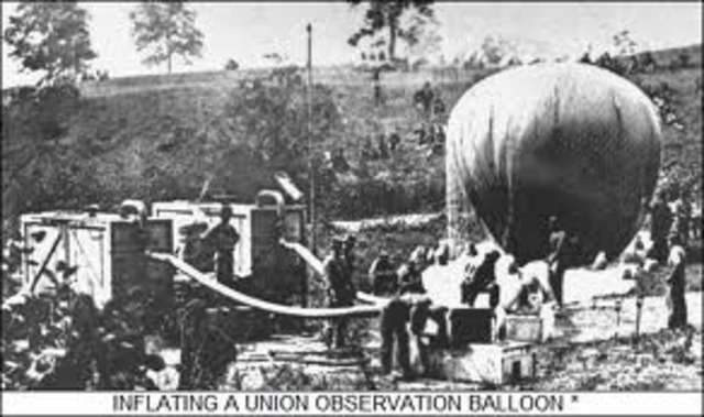 German meteorologists Berson and Süring climb to 10,800 m in a free balloon