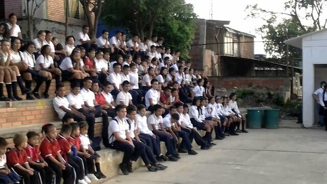 Inicia labores escolares con el nombre de Escuela Rural Integrada Lomitas, establecida por Decreto número 39.