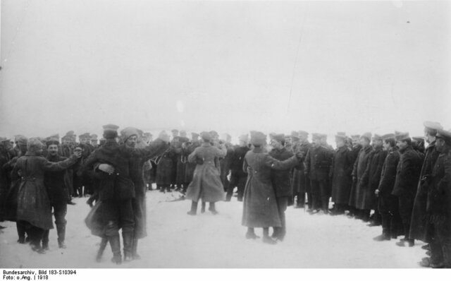 Russia signs armistice with Germany