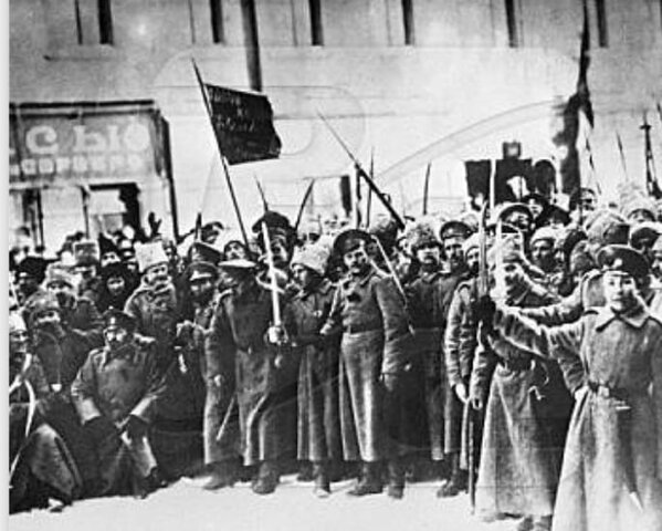 PROBLEMÁTICA ECONÓMICA DEL HUMANISMO EXÓTICO