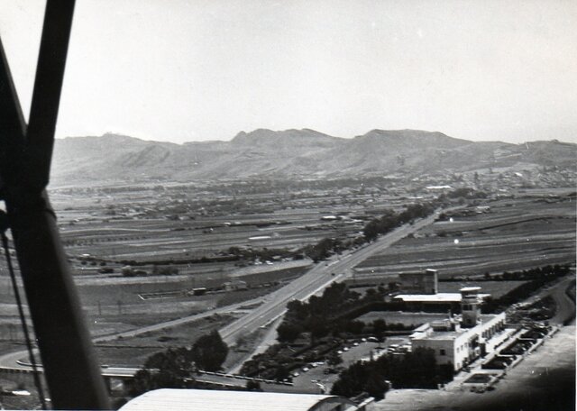 Se construye el aeropuerto de Tenerife Norte, que impulsa la economía del municipio.